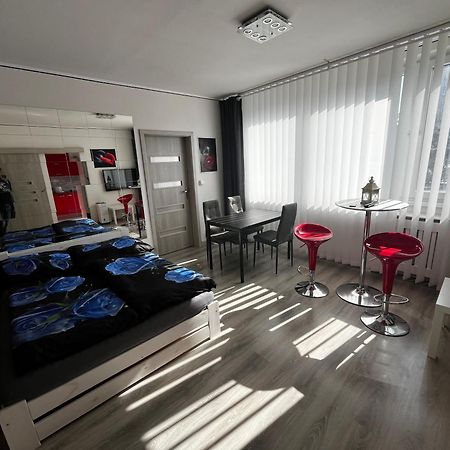 Monfas Apartment Barrandov Прага Екстериор снимка