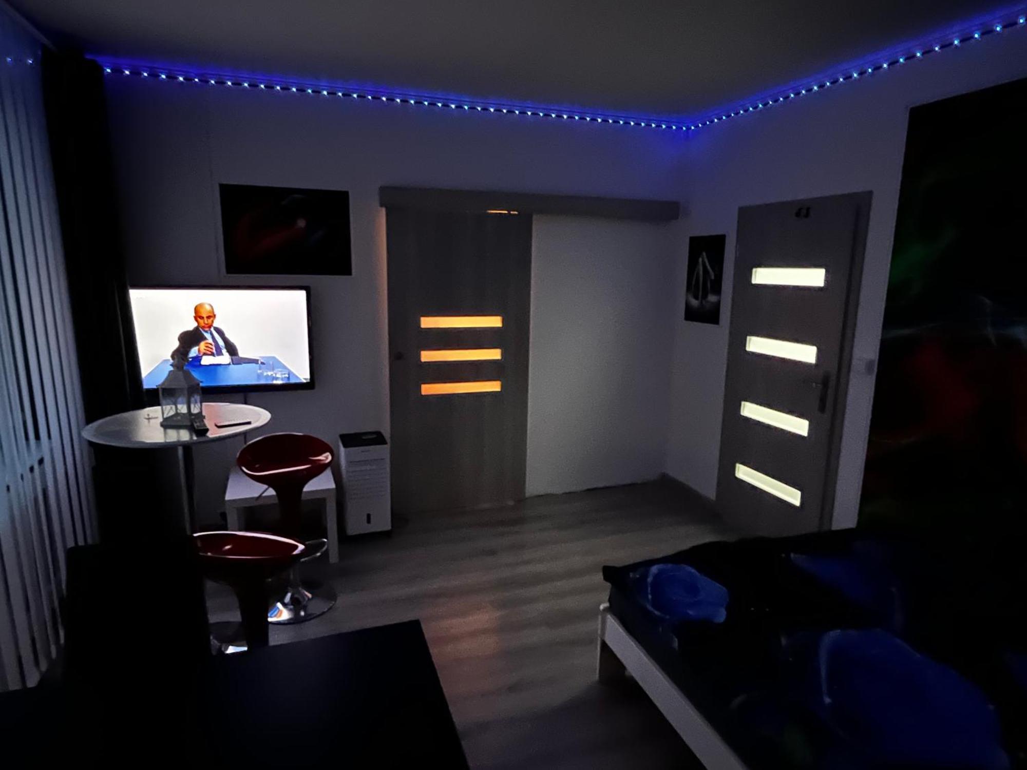 Monfas Apartment Barrandov Прага Екстериор снимка