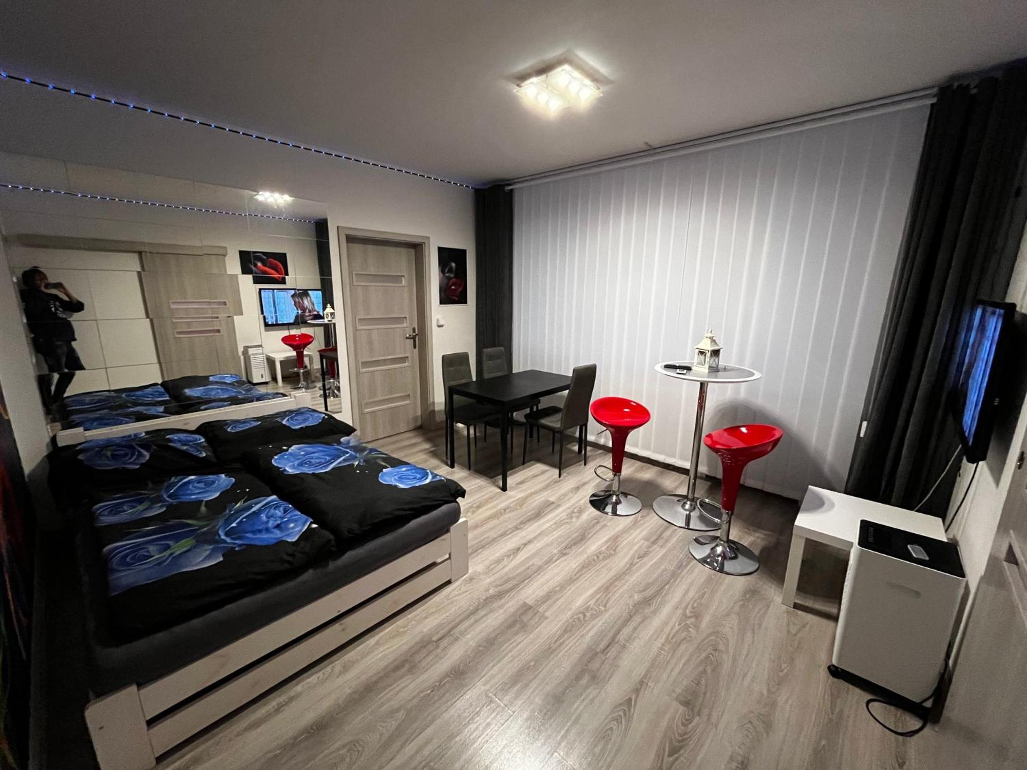 Monfas Apartment Barrandov Прага Екстериор снимка